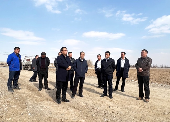 振興種業(yè)在行動,敦煌種業(yè)牽手奧凱種機、大禹節(jié)水現(xiàn)場對接推進千畝智慧種業(yè)示范園區(qū)建設(shè)項目