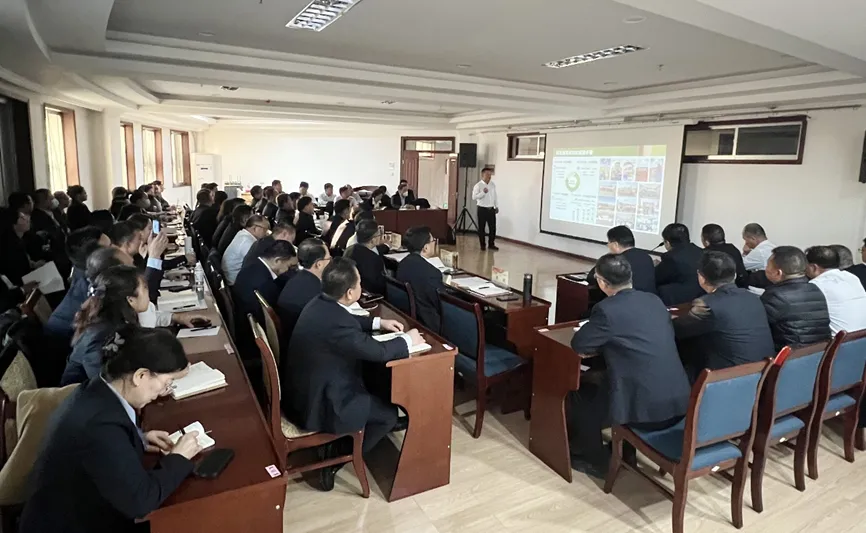 搶抓市場(chǎng)機(jī)遇 強(qiáng)化產(chǎn)品營銷 確保目標(biāo)完成 —— 敦煌種業(yè)召開產(chǎn)品銷售工作會(huì)議